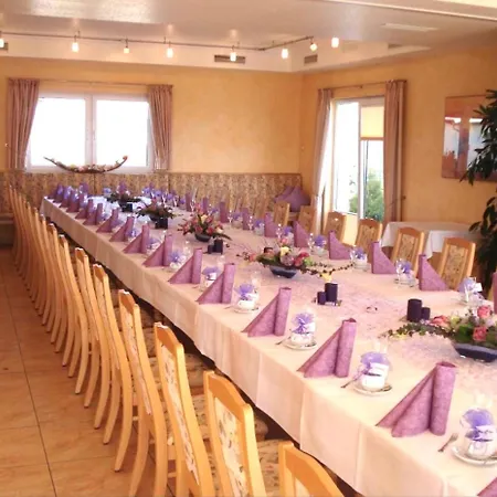 Panorama Am Frankenstein Hotell 3*